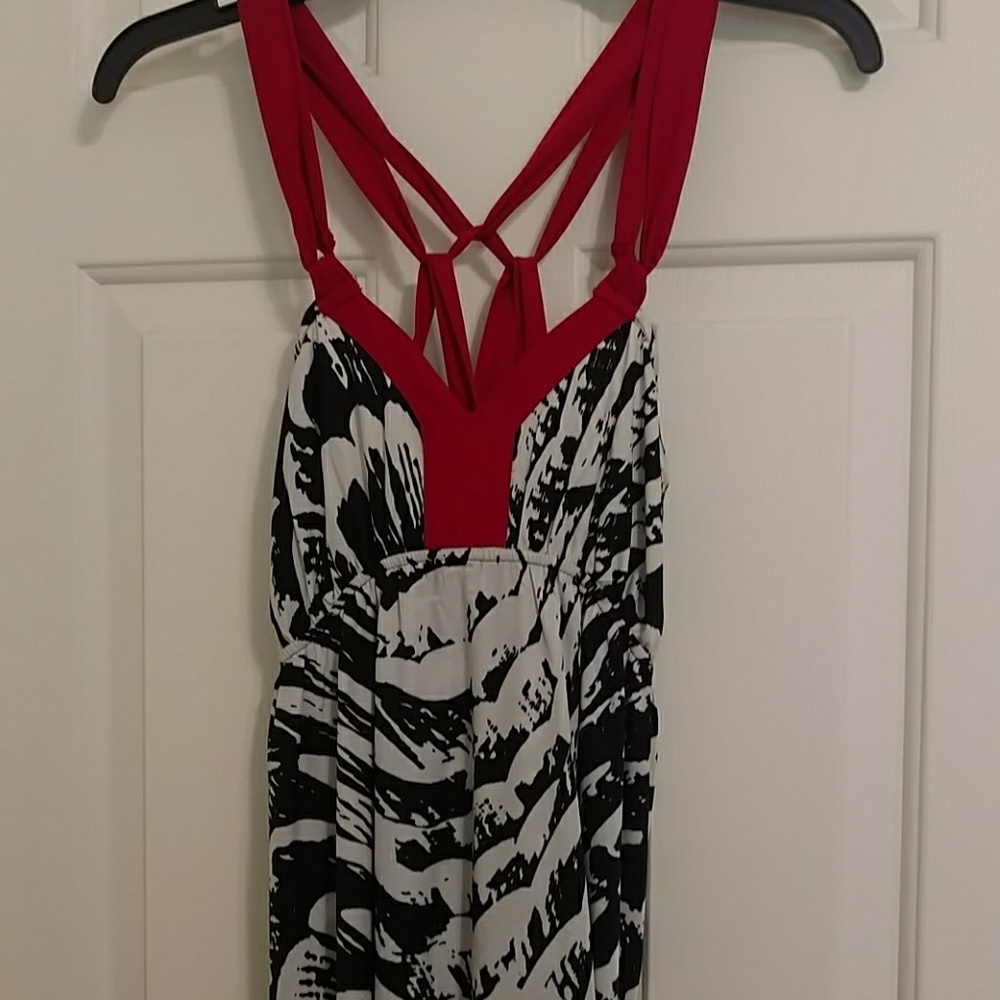 Black and white printed maxi dress